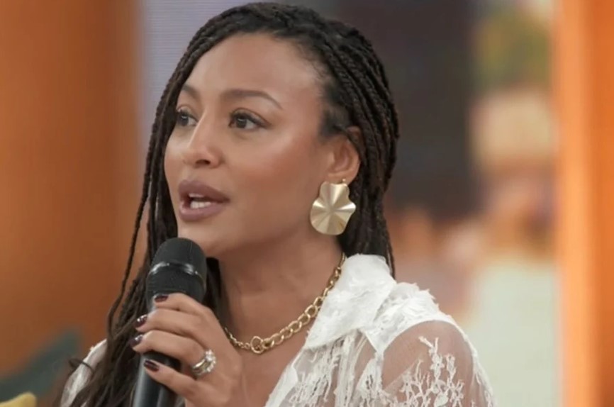 Sheron Menezzes foi a convidada do Encontro (Foto: Reprodu&ccedil;&atilde;o / Globo)