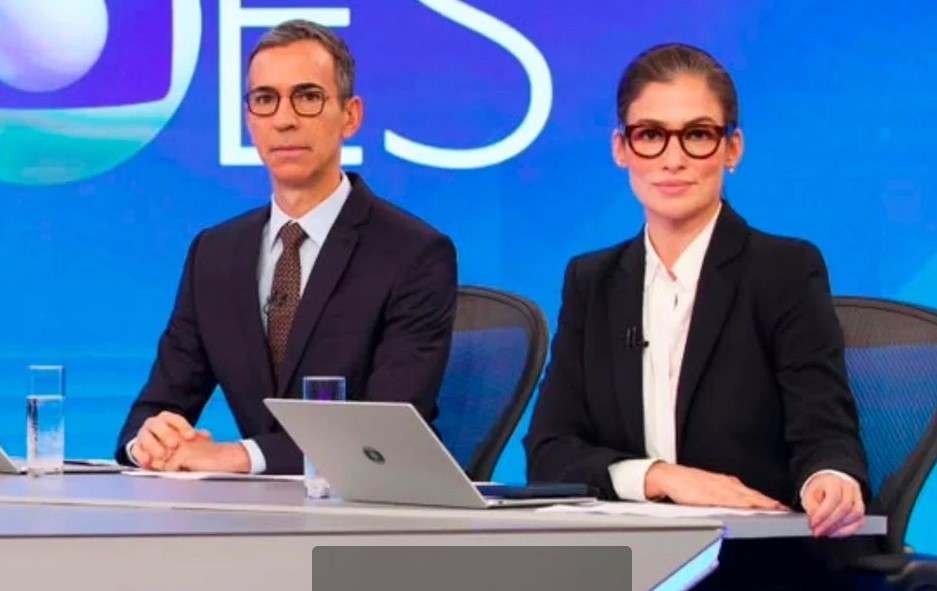 César Tralli e Renata Vasconcellos no estúdio usado para as sabatinas com presidenciáveis.
