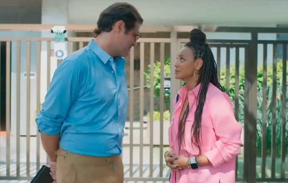 Gabriel e Bela em cena de Por Você; ele se declarará a ela.